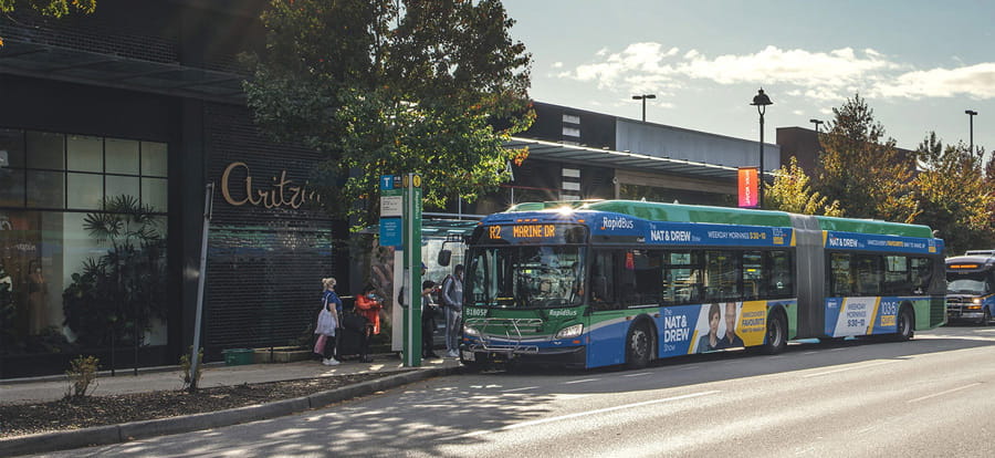 RapidBus stopping to pick up riders